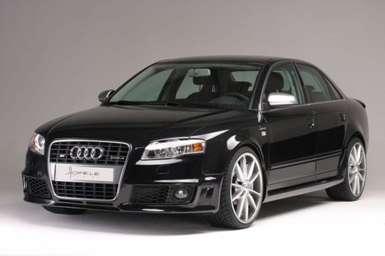 Audi A4: 10 фото