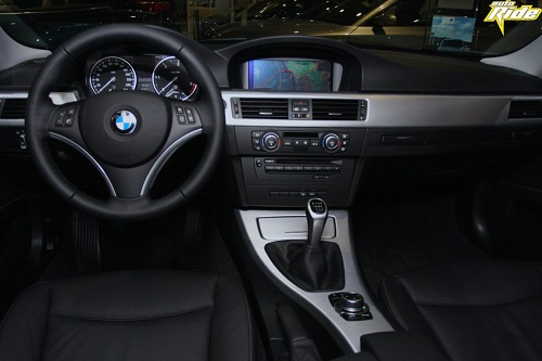 BMW 318d: 7 фото