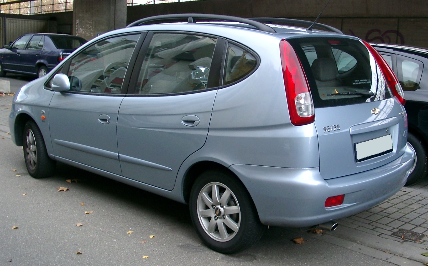 Chevrolet Rezzo: 3 фото