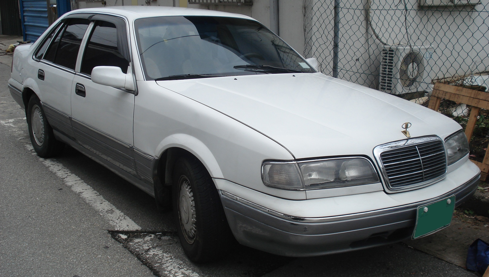 Daewoo Brougham: 4 фото