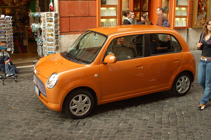 Daihatsu Trevis: 5 фото