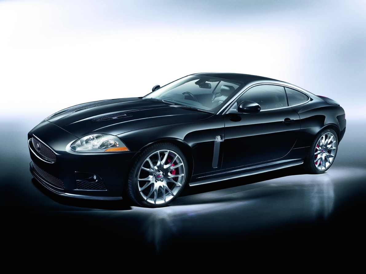 Jaguar XKR-S: 6 фото