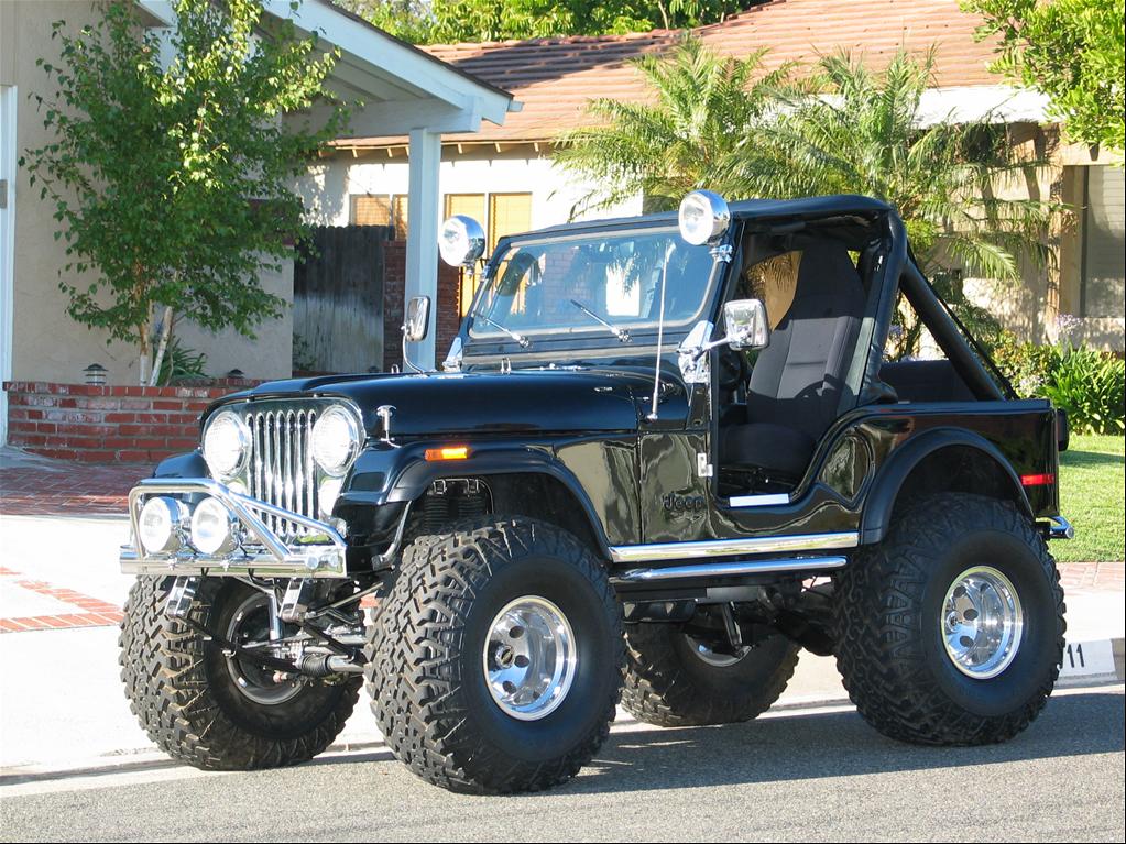 Jeep CJ: 11 фото