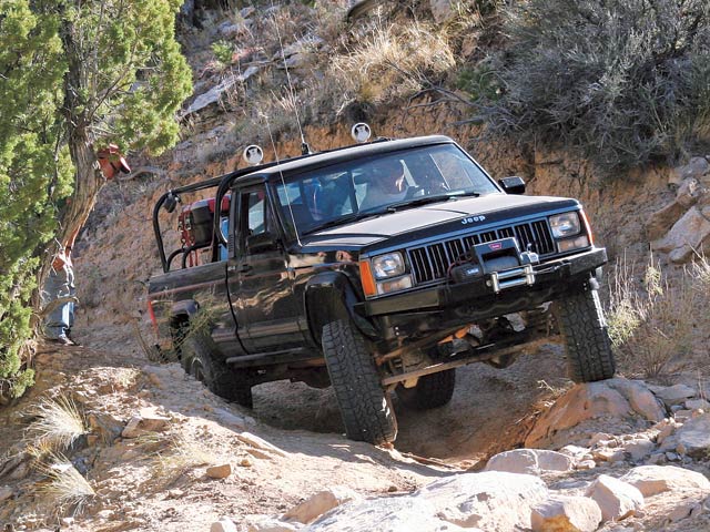 Jeep Comanche: 12 фото