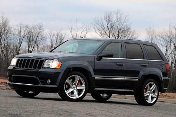 Jeep Grand Cherokee: 3 фото