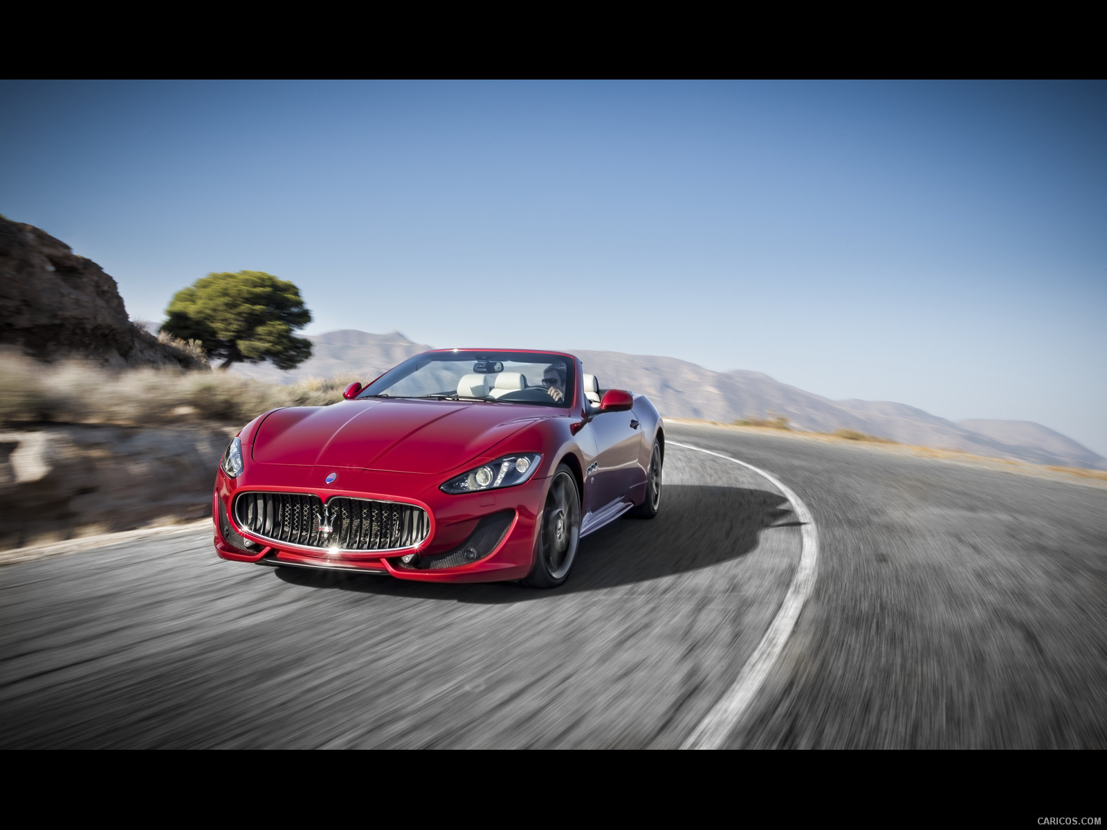 Maserati GranCabrio Sport: 8 фото