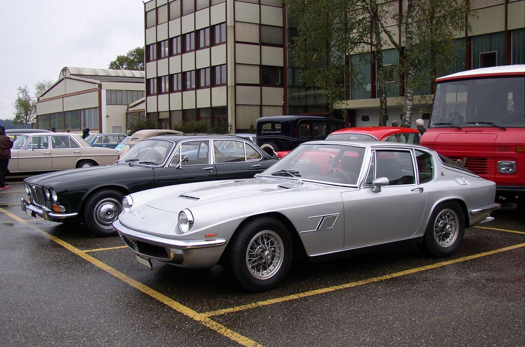 Maserati Mistral: 12 фото