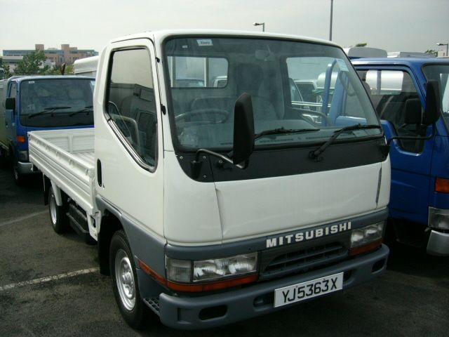 Mitsubishi Canter: 1 фото