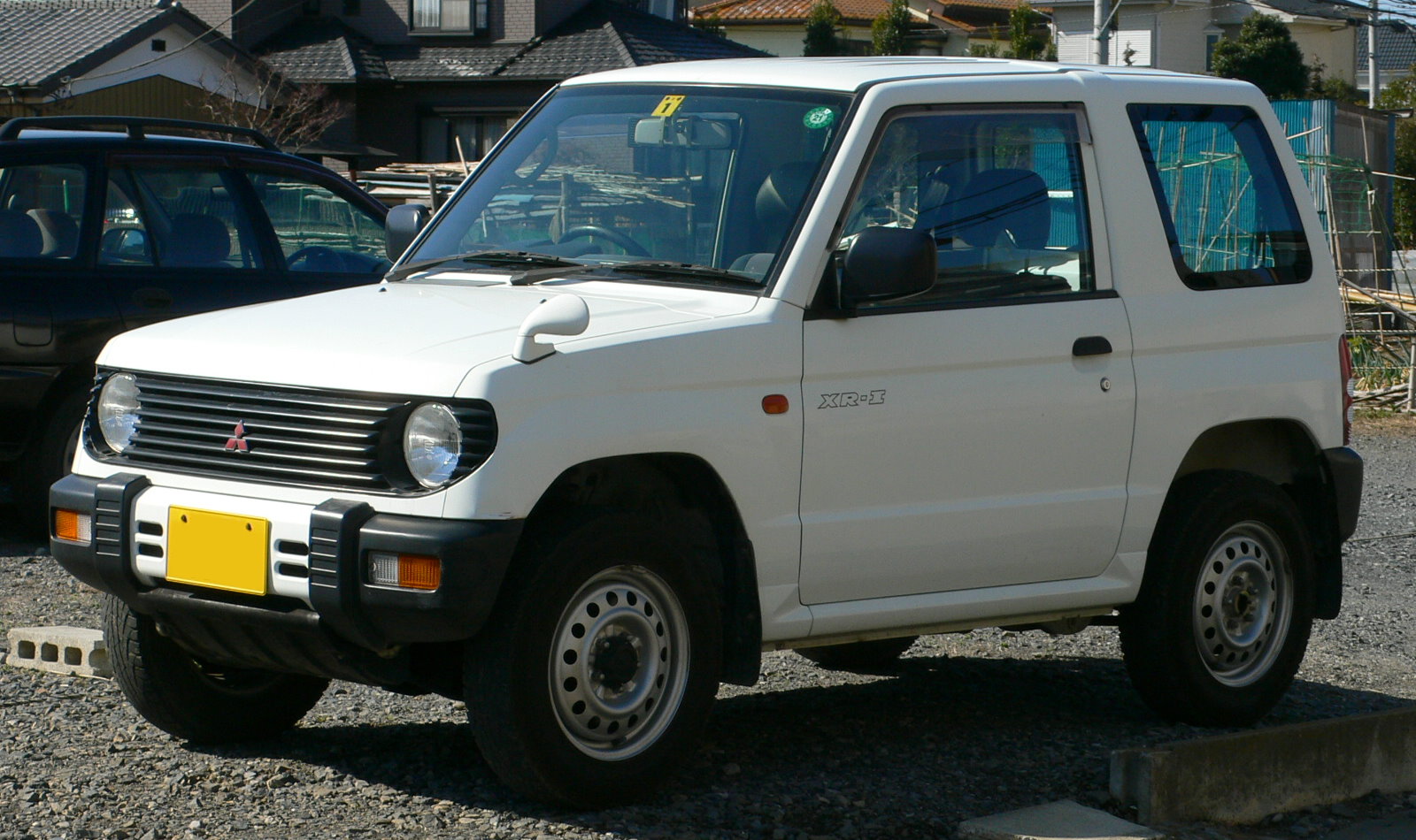 Mitsubishi Pajero Mini: 3 фото