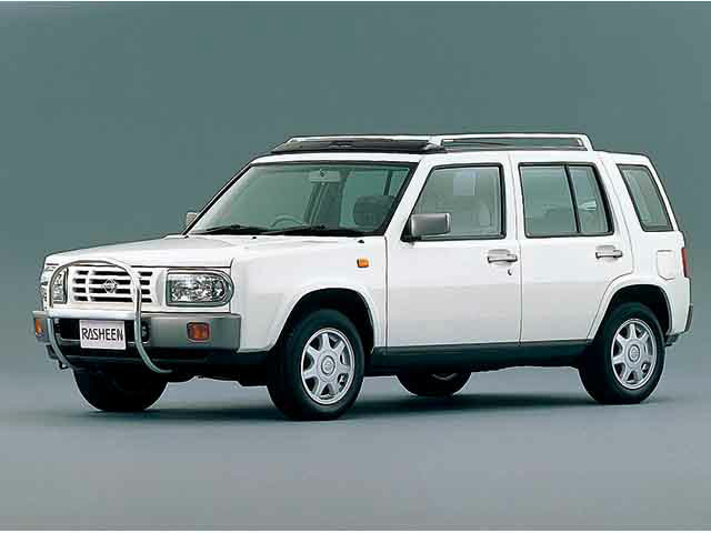 Nissan Rasheen: 2 фото