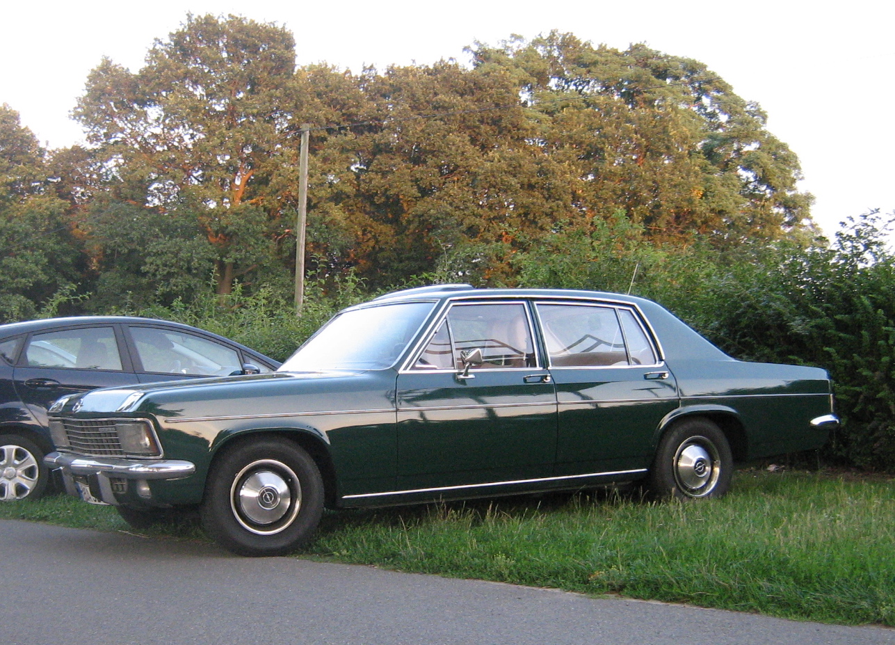 Opel Admiral: 2 фото