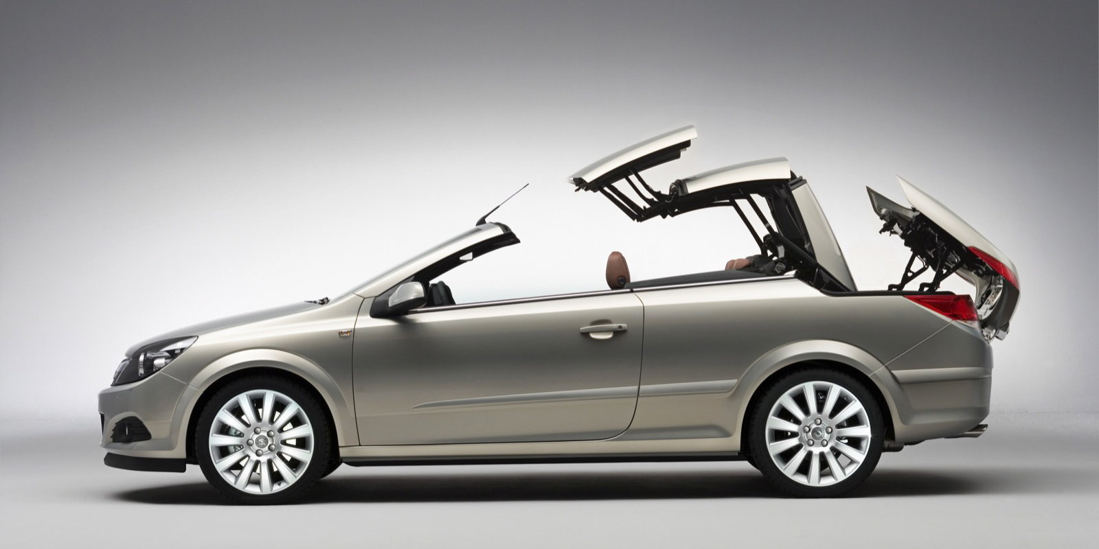 Opel Astra Cabriolet: 1 фото