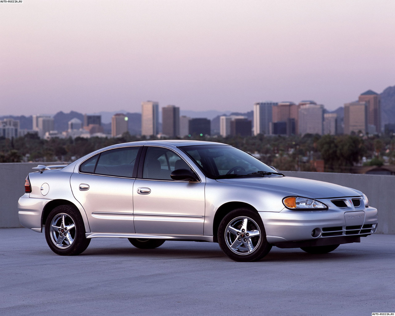 Pontiac Grand Am: 7 фото