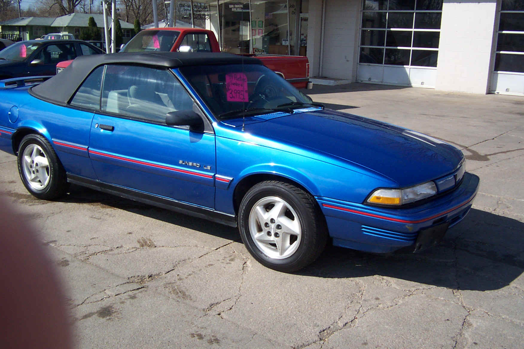 Pontiac Sunbird: 6 фото