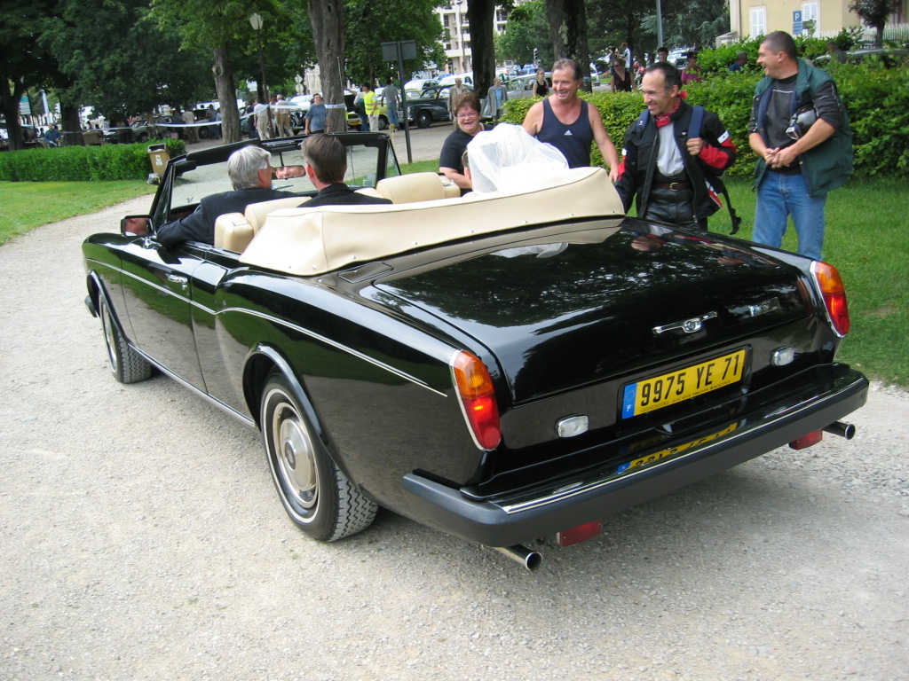 Rolls-Royce Corniche: 10 фото