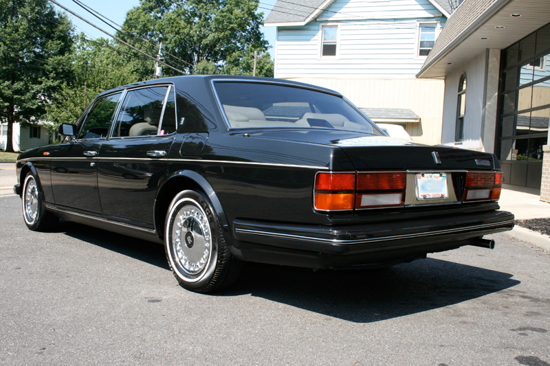 Rolls-Royce Silver Spur: 2 фото