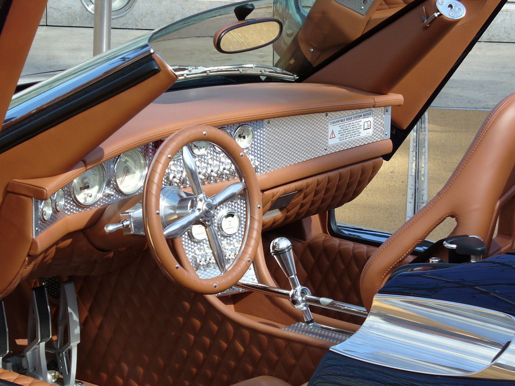 Spyker C8: 2 фото