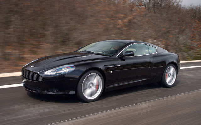 Aston Martin DB9: 10 фото