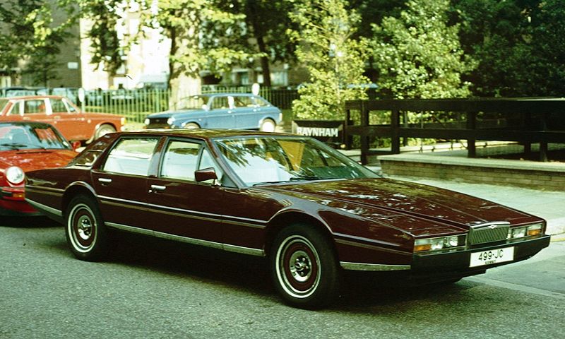 Aston Martin Lagonda