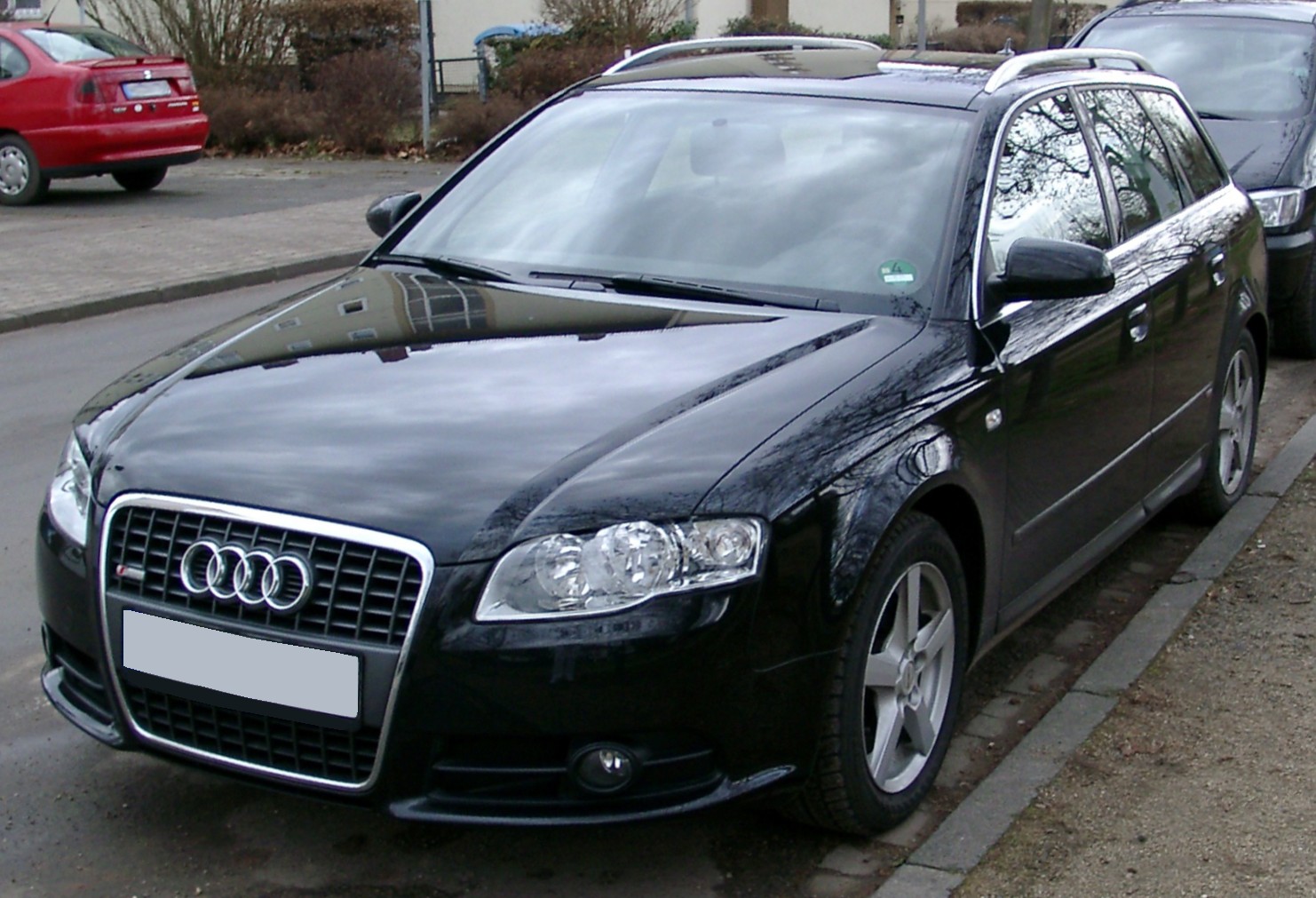 Audi A4 B7: 7 фото