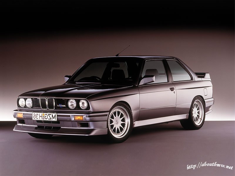 BMW 3-series E30: 01 фото