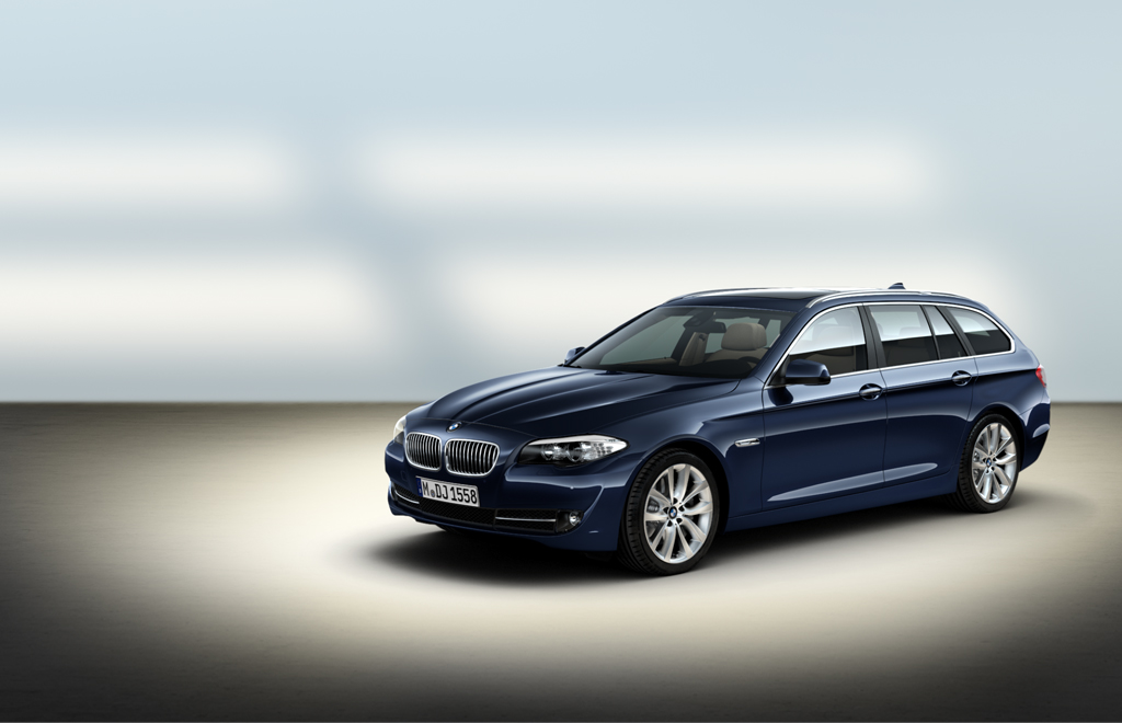 BMW 5-series Touring: 2 фото