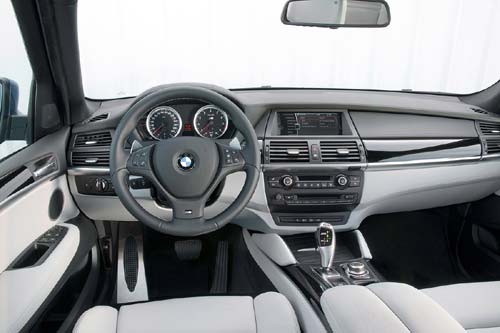 BMW X5 M: 9 фото