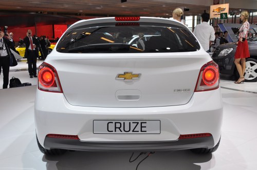 Chevrolet Cruze Hatchback: 3 фото