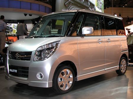 Daihatsu Tanto: 9 фото