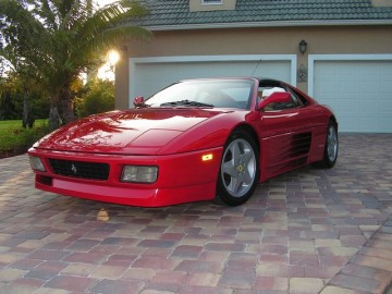 Ferrari 348: 12 фото