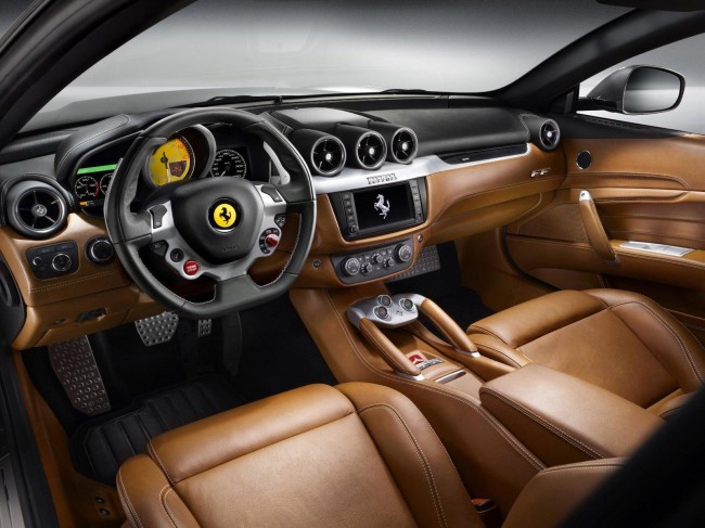 Ferrari FF: 2 фото