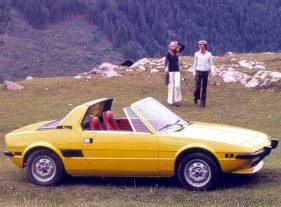 Fiat X1/9: 11 фото