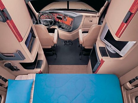 Freightliner Cascadia: 10 фото