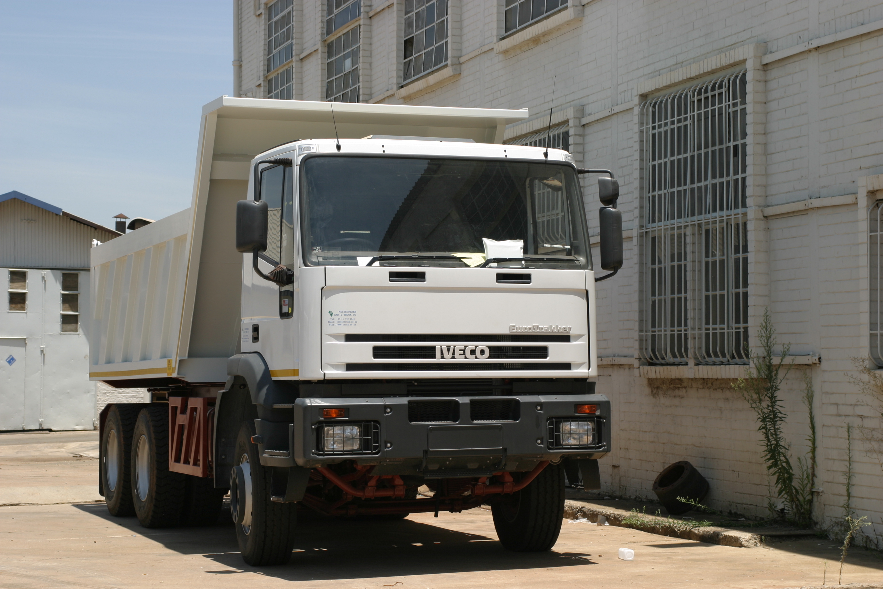 Iveco EuroTrakker: 1 фото