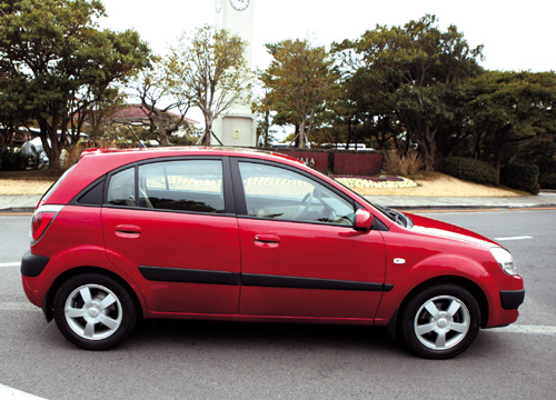 Kia Rio II: 2 фото