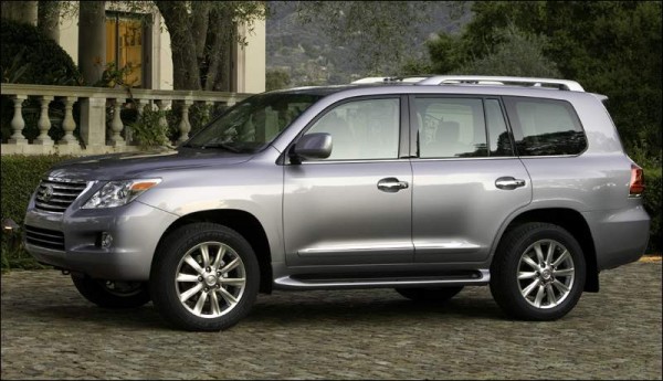 Lexus LX I: 11 фото