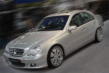 Mercedes C-class W203: 2 фото