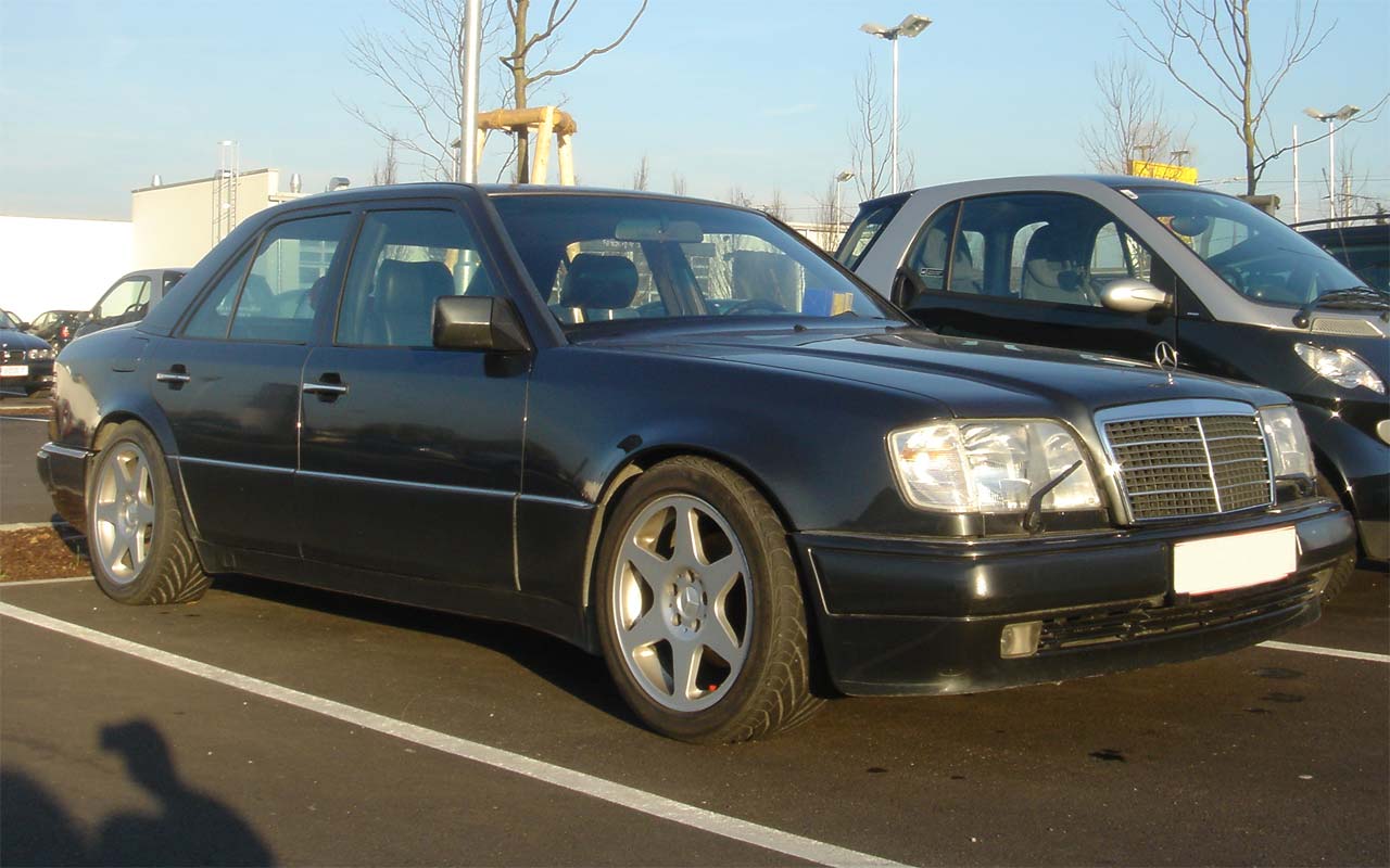 Mercedes E-class W124: 1 фото