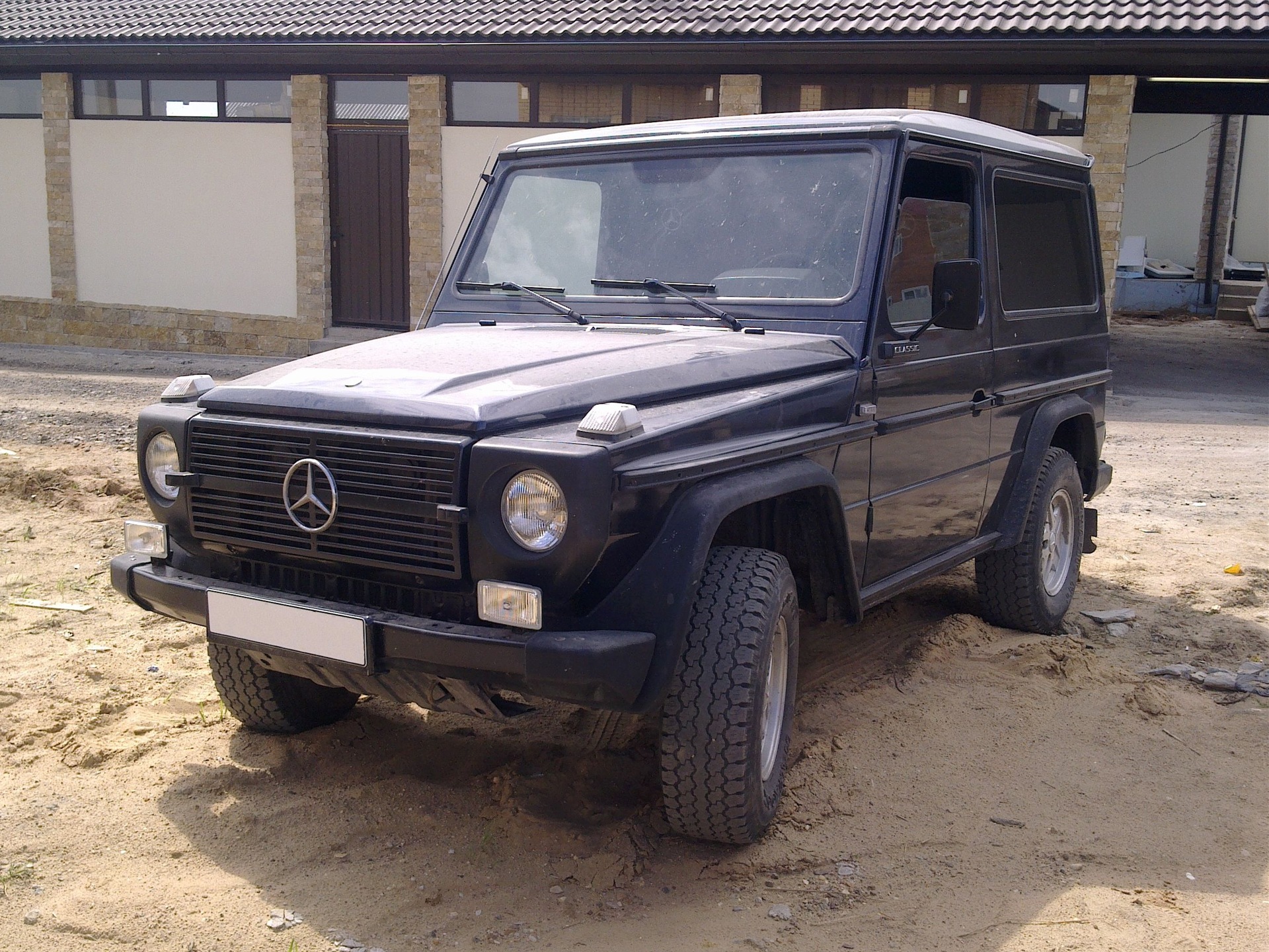 Mercedes G-class W460: 3 фото