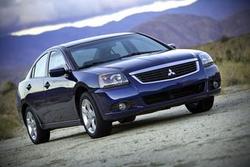 Mitsubishi Galant: 4 фото