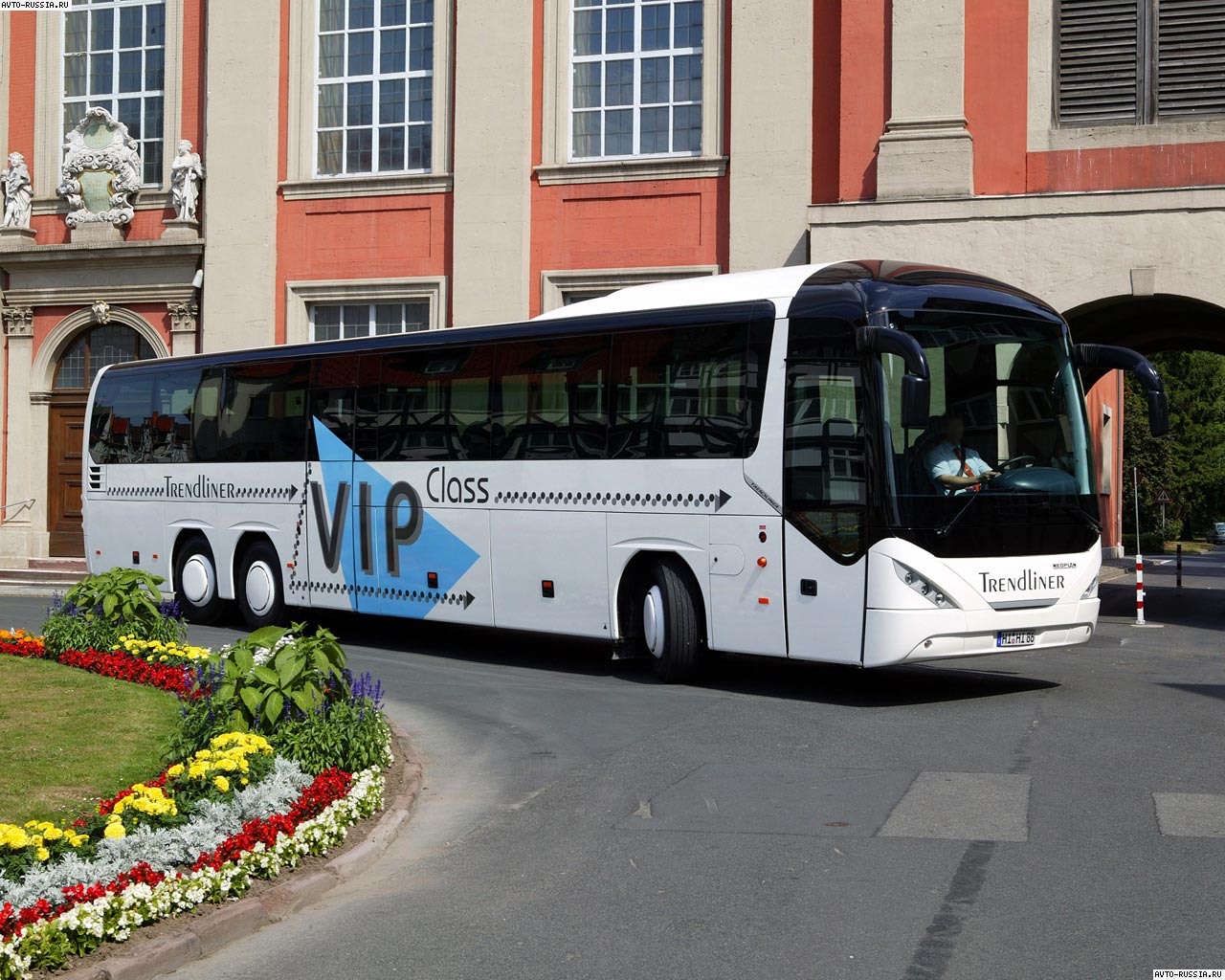 Neoplan Trandliner: 3 фото