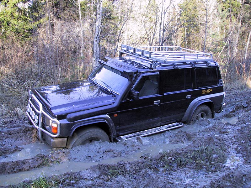 Nissan Patrol Y60: 3 фото