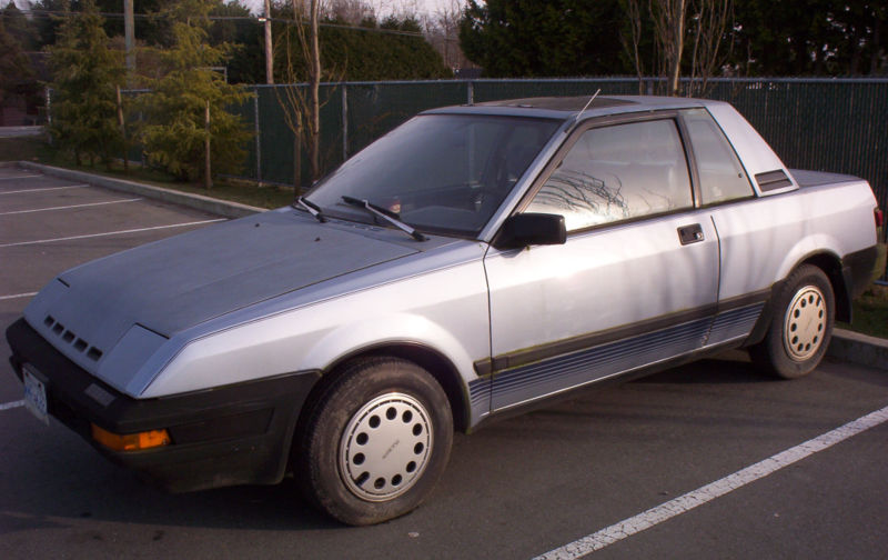 Nissan Pulsar: 2 фото