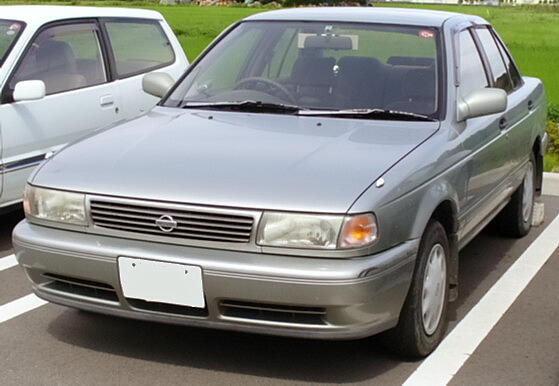 Nissan Sunny: 2 фото