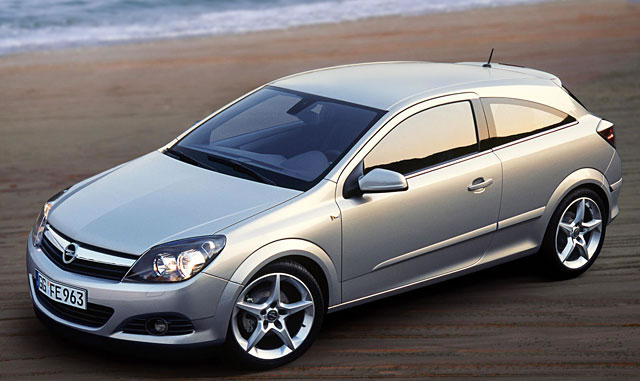 Opel Astra: 01 фото