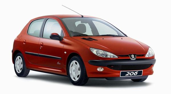 Peugeot 206: 7 фото