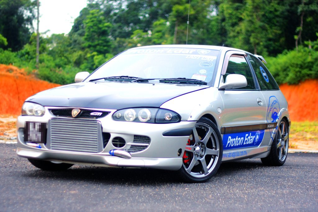 Proton Satria: 1 фото