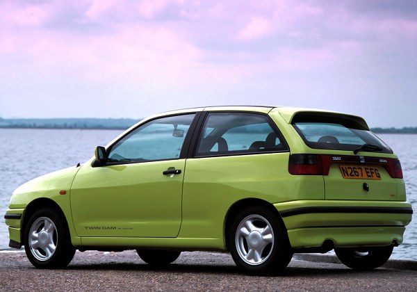 Seat Ibiza: 10 фото