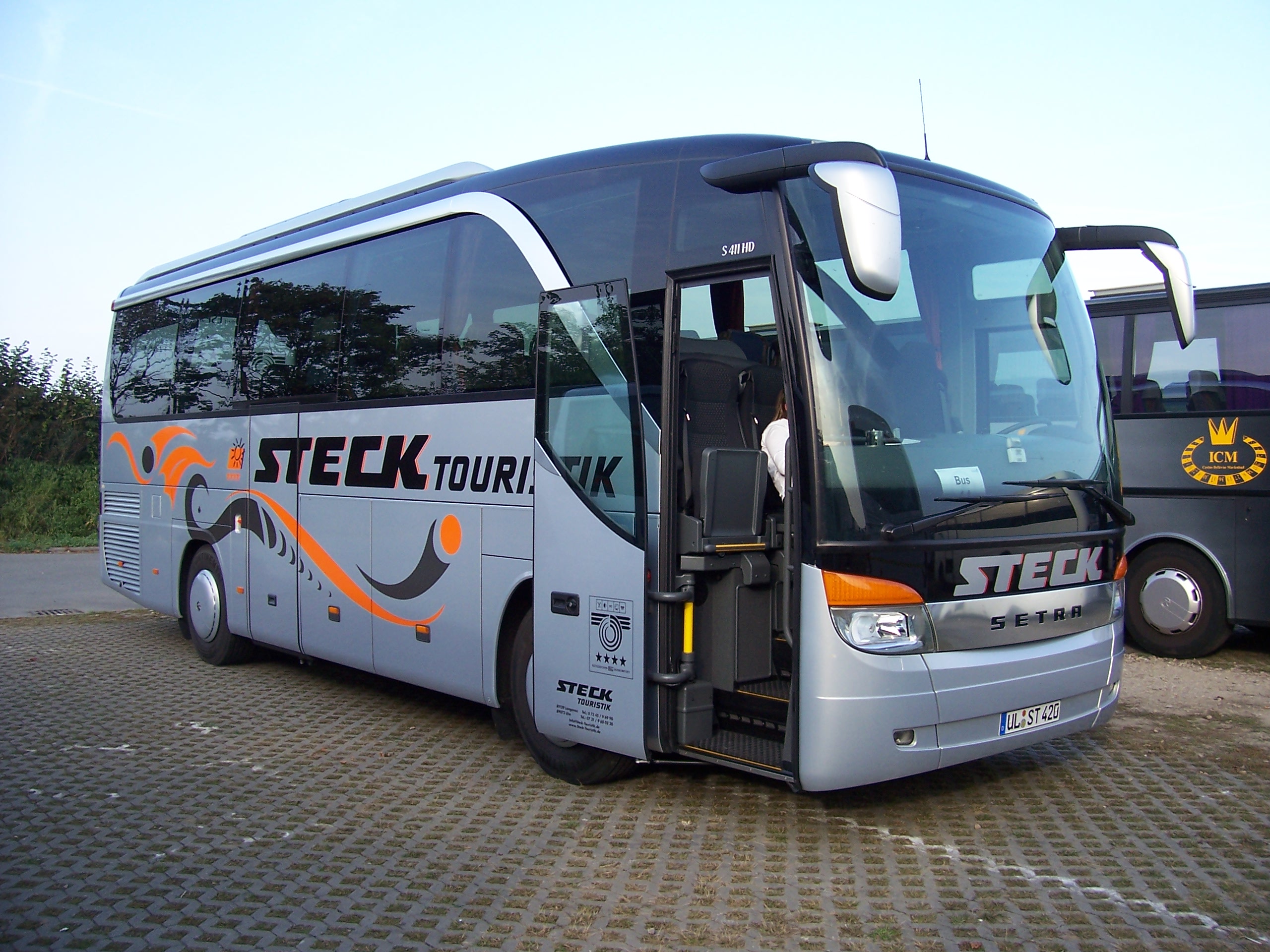 Setra S411: 2 фото