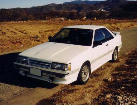 Subaru Leone: 03 фото